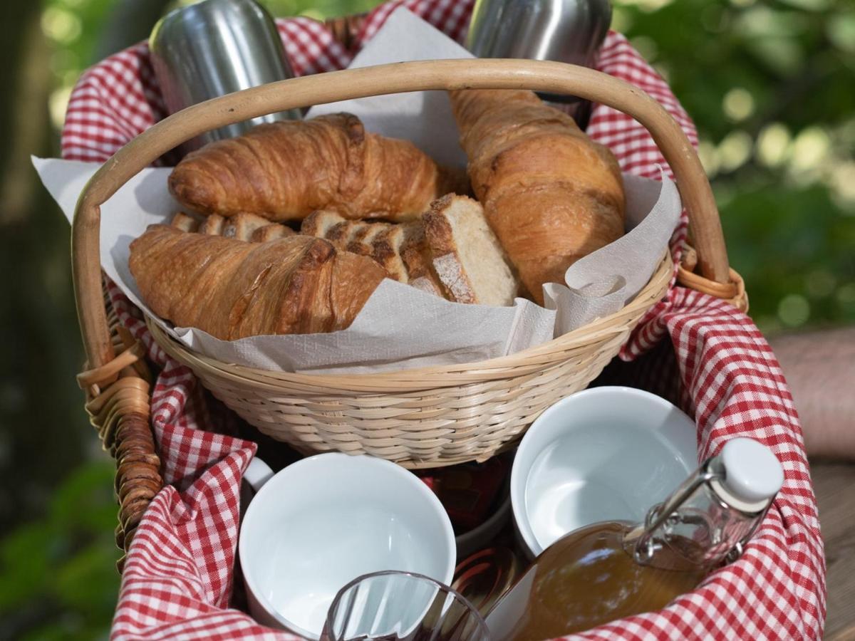 Les Cabanes De Labrousse Saint-Julien-Labrousse Ngoại thất bức ảnh